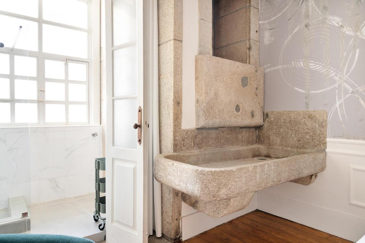 Historical Penthouse At Cardosas Block Apartment Porto Exterior photo