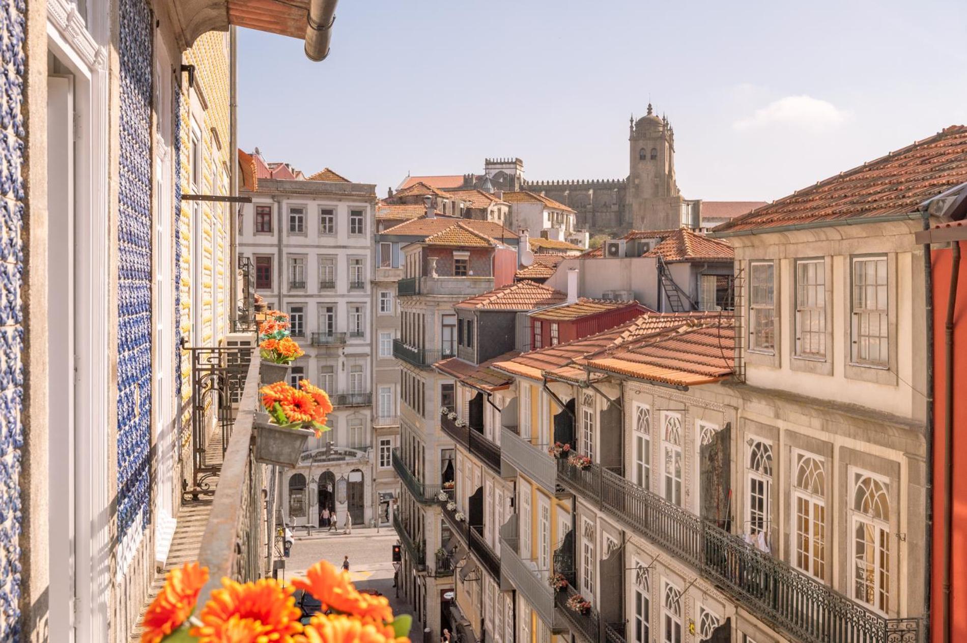 Historical Penthouse At Cardosas Block Apartment Porto Exterior photo